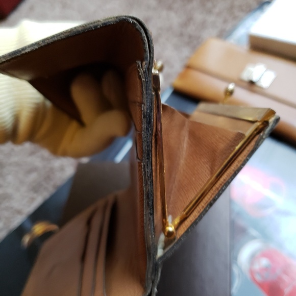 Vintage Gucci bifold coin purse wallet - Picture 3 of 8